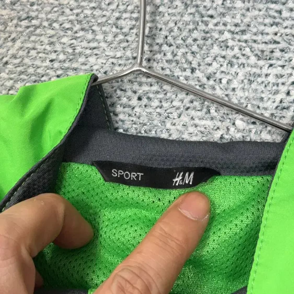 H&M 에이치앤엠 그린 바람막이 L 상품이미지3