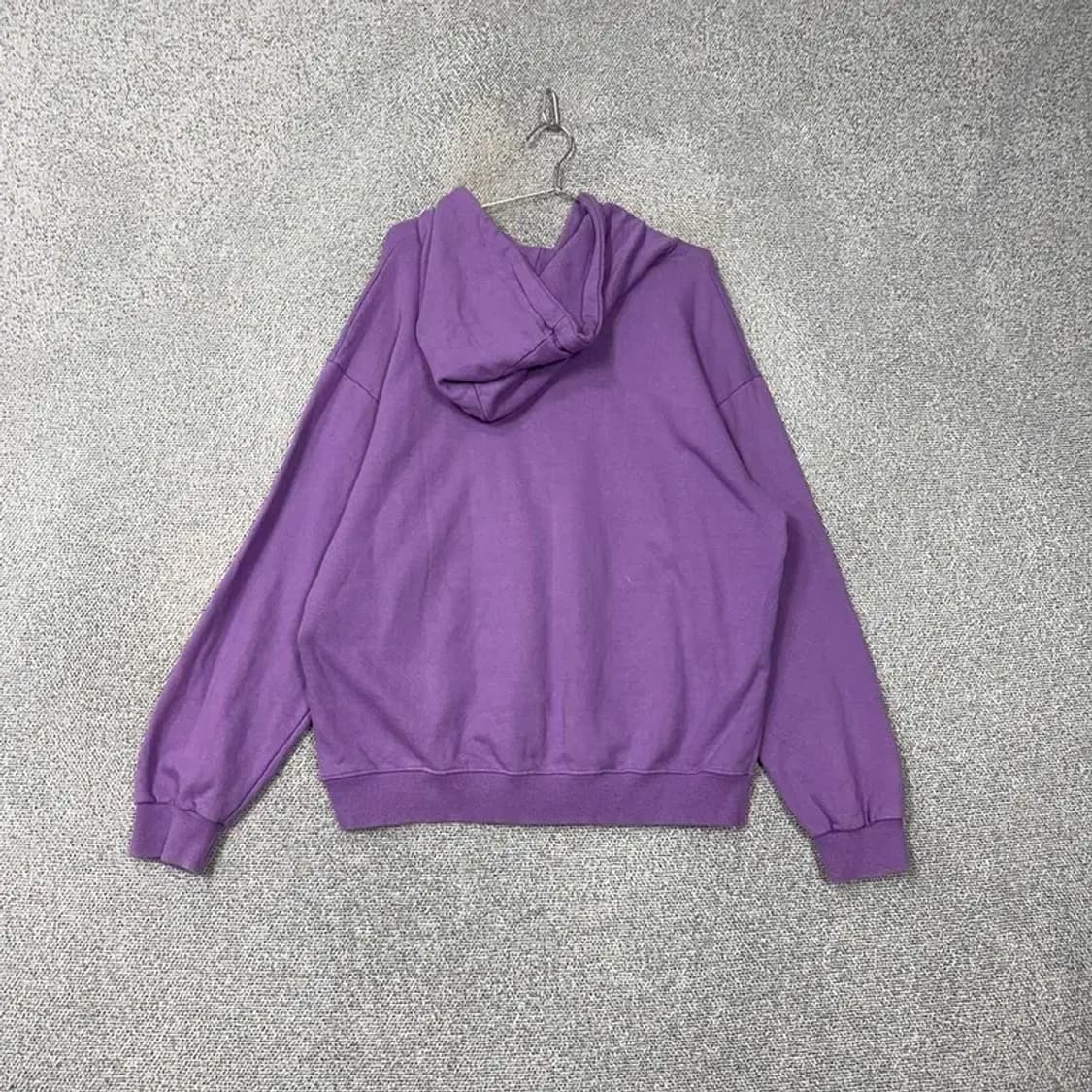 무아무아 프린팅 로고 퍼플 후드티 FREE 상품이미지2