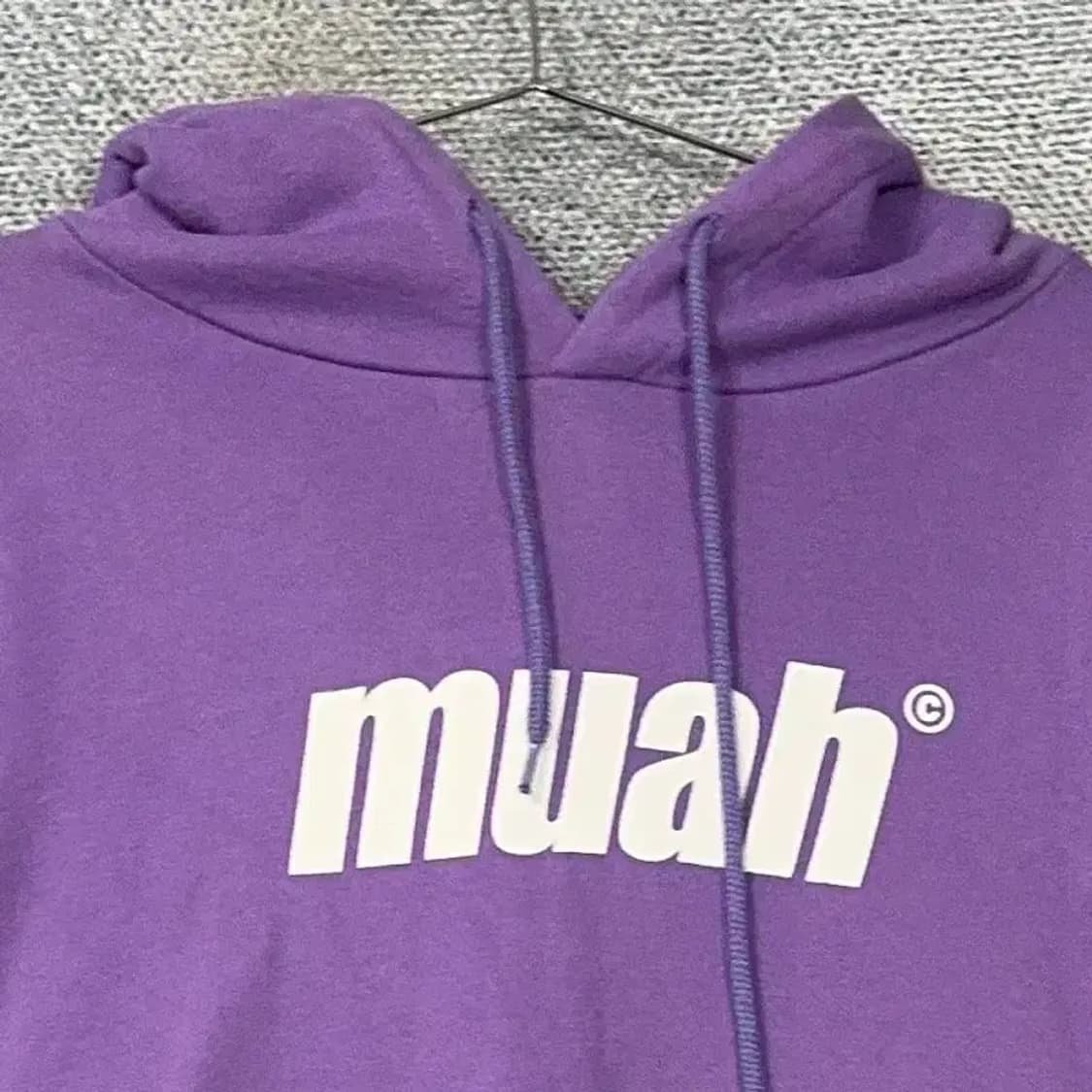 무아무아 프린팅 로고 퍼플 후드티 FREE 상품이미지3
