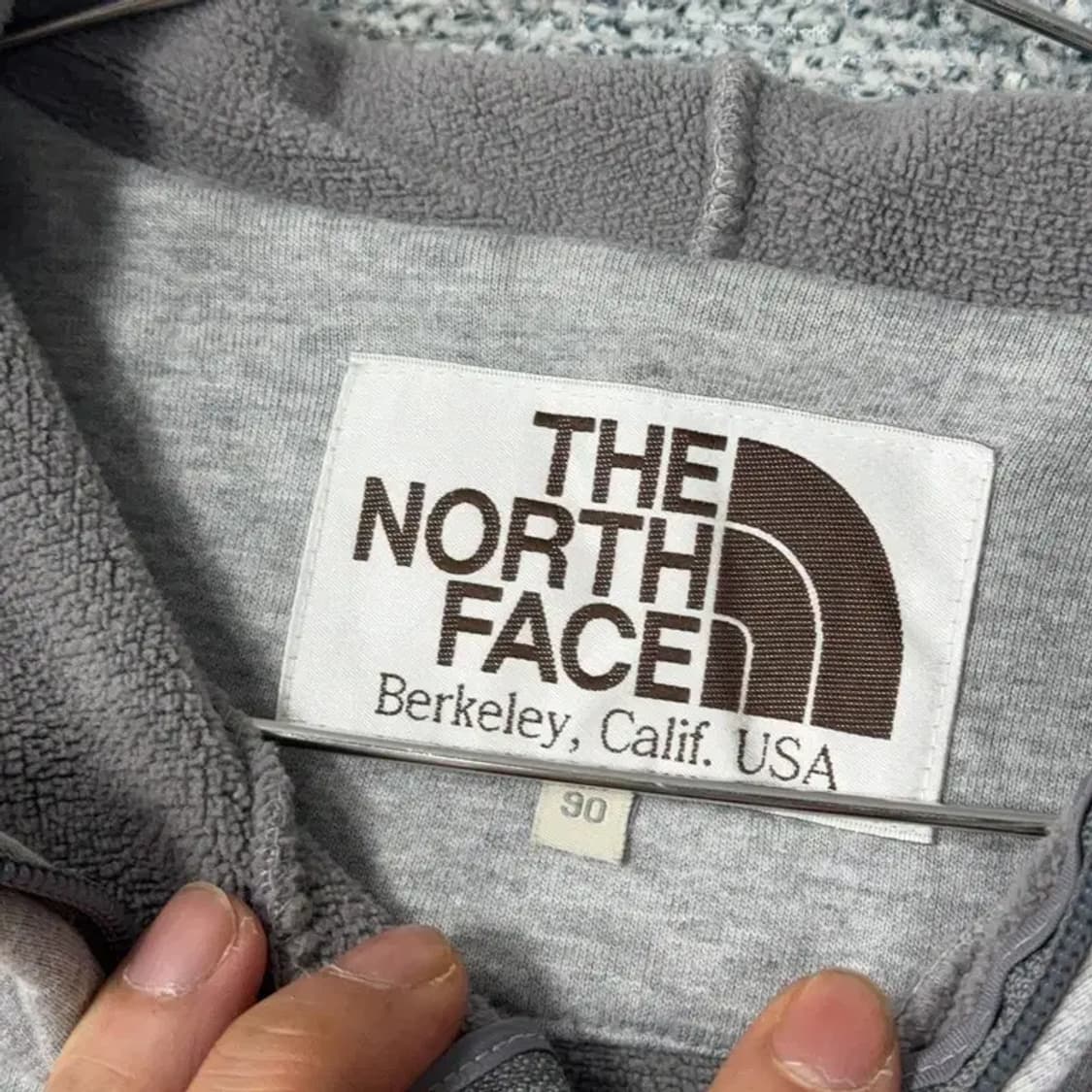 노스페이스 라이트 그레이 박스 레드 로고 후드집업 90 상품이미지3