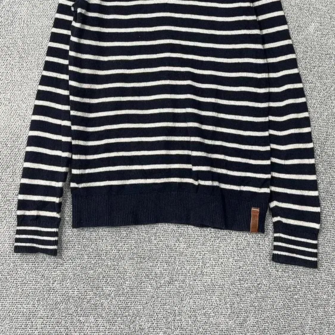 타미힐피거 네이비 스트라이프 남성 캐주얼 니트 L 상품이미지4