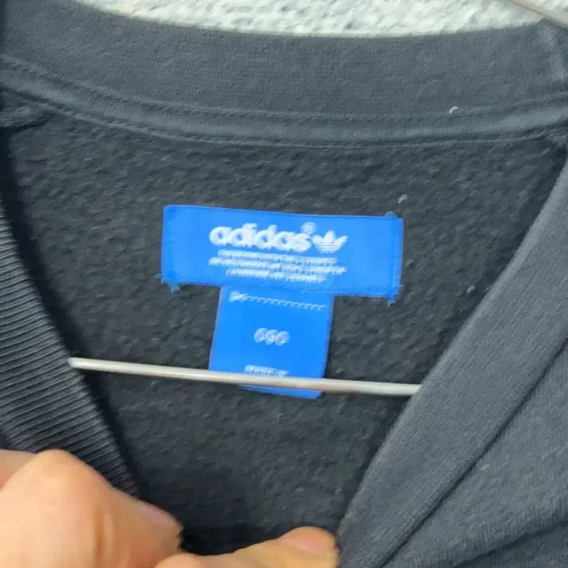 아디다스 로고 블랙 맨투맨 90 상품이미지3