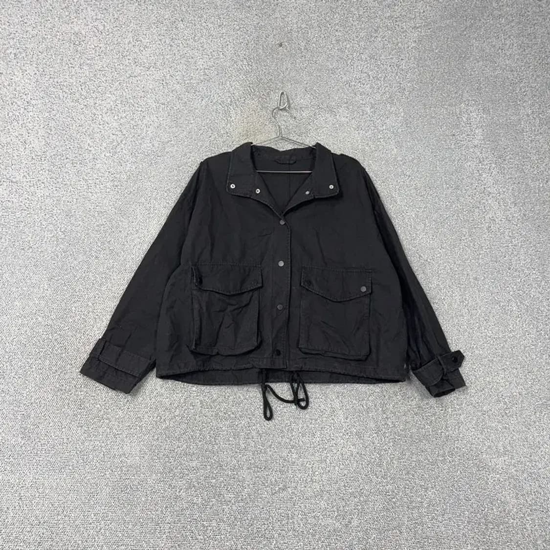 에잇세컨즈 여성 블랙 숏 오버핏 자켓 M 상품이미지1