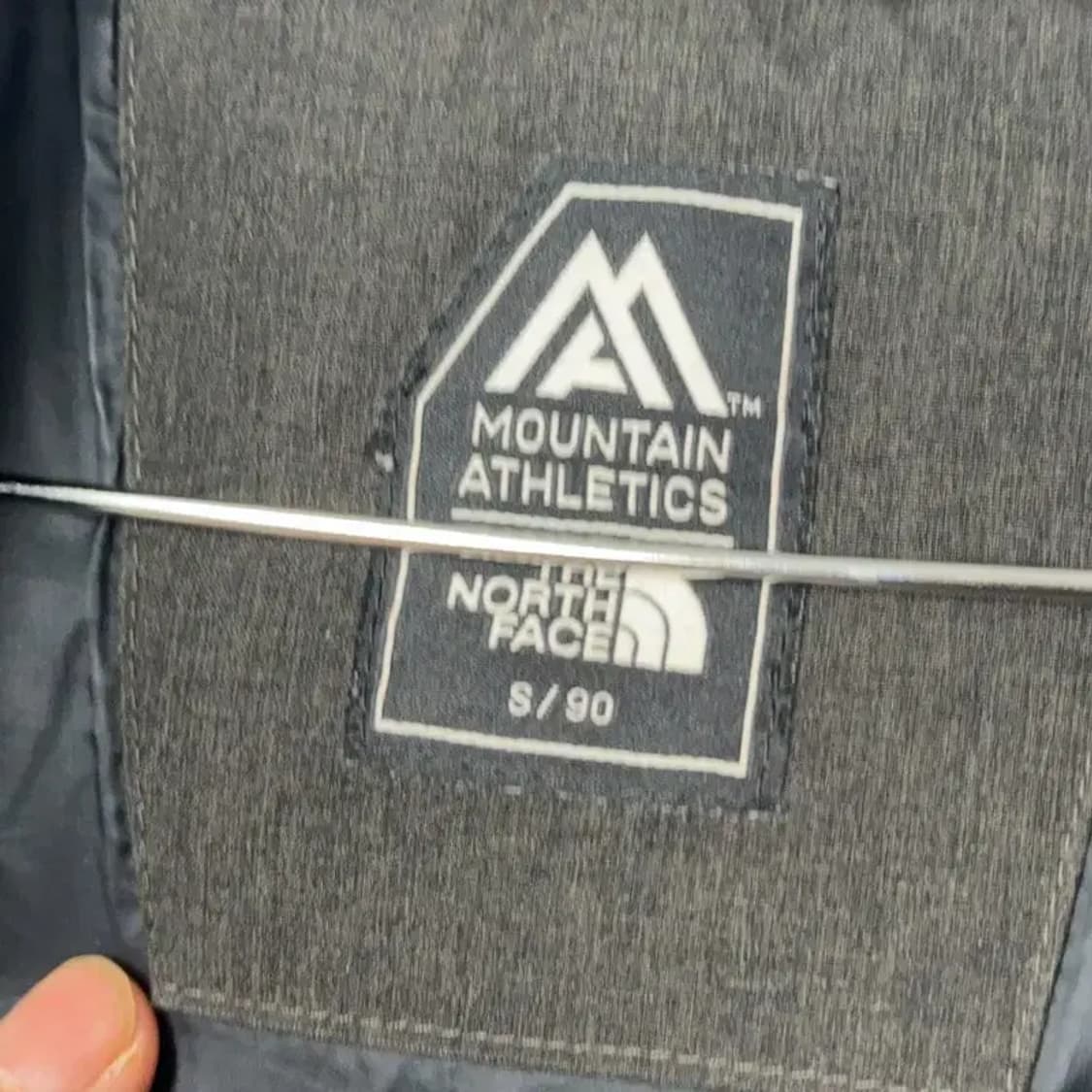 노스페이스 드라이벤트 그레이 거위털 구스다운 롱패딩 90 상품이미지6