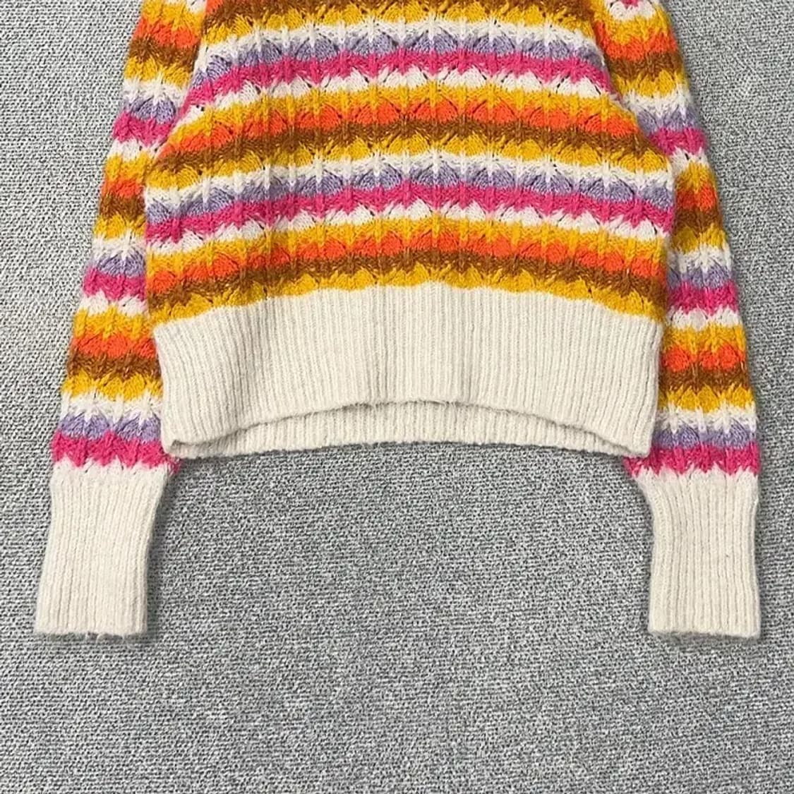 자라 여성 스트라이프 폴라넥 니트 M 상품이미지4