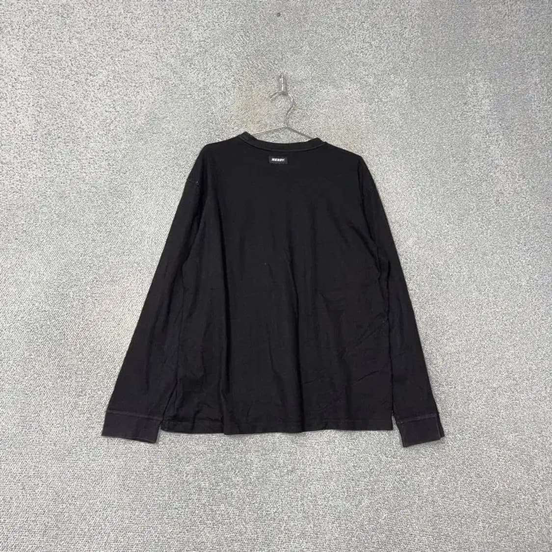 널디 프린팅 블랙 긴팔 티 L 상품이미지2