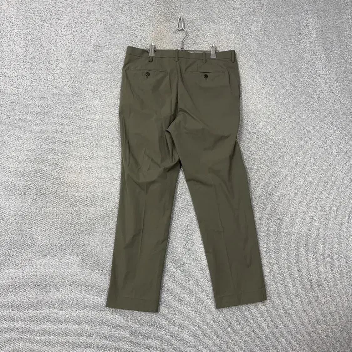 유니클로 카키 슬렉스 팬츠 35 상품이미지2