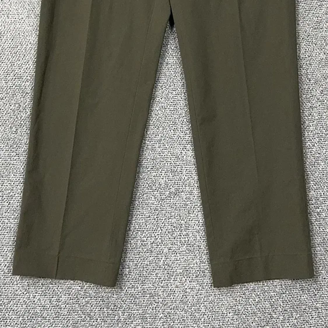 유니클로 카키 슬렉스 팬츠 35 상품이미지4