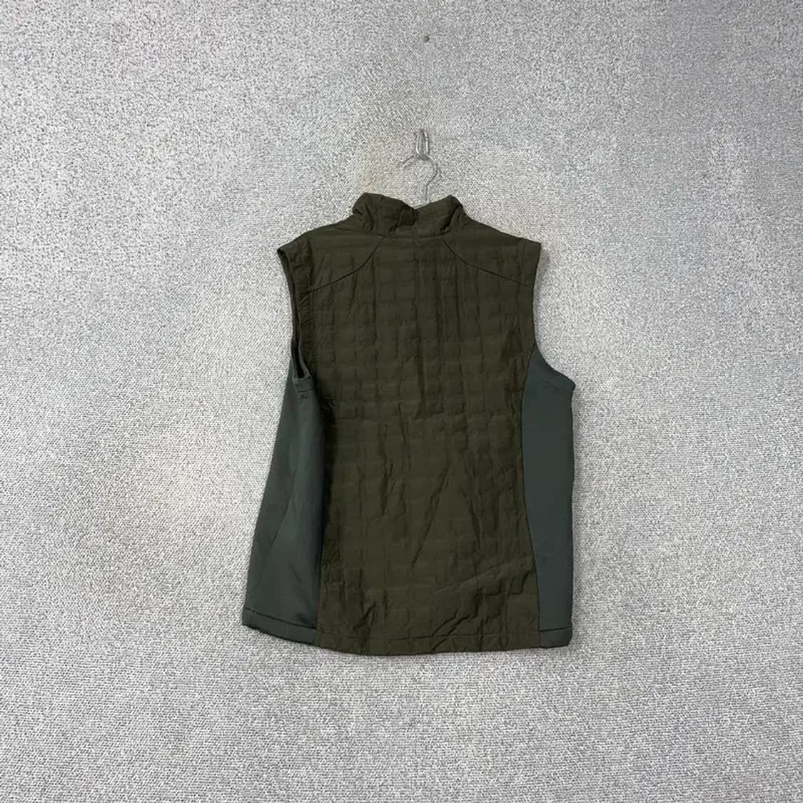 블랙야크 카키 로고 큐브 퀄팅 경량 패딩 조끼 105 상품이미지2