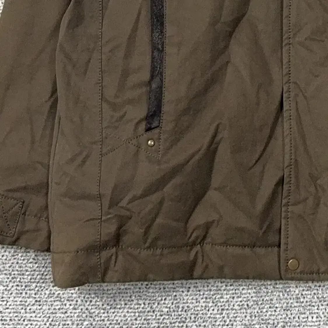 해지스 브라운 로고 남성 래빗퍼 캐주얼 워크 집업 자켓 95 상품이미지3