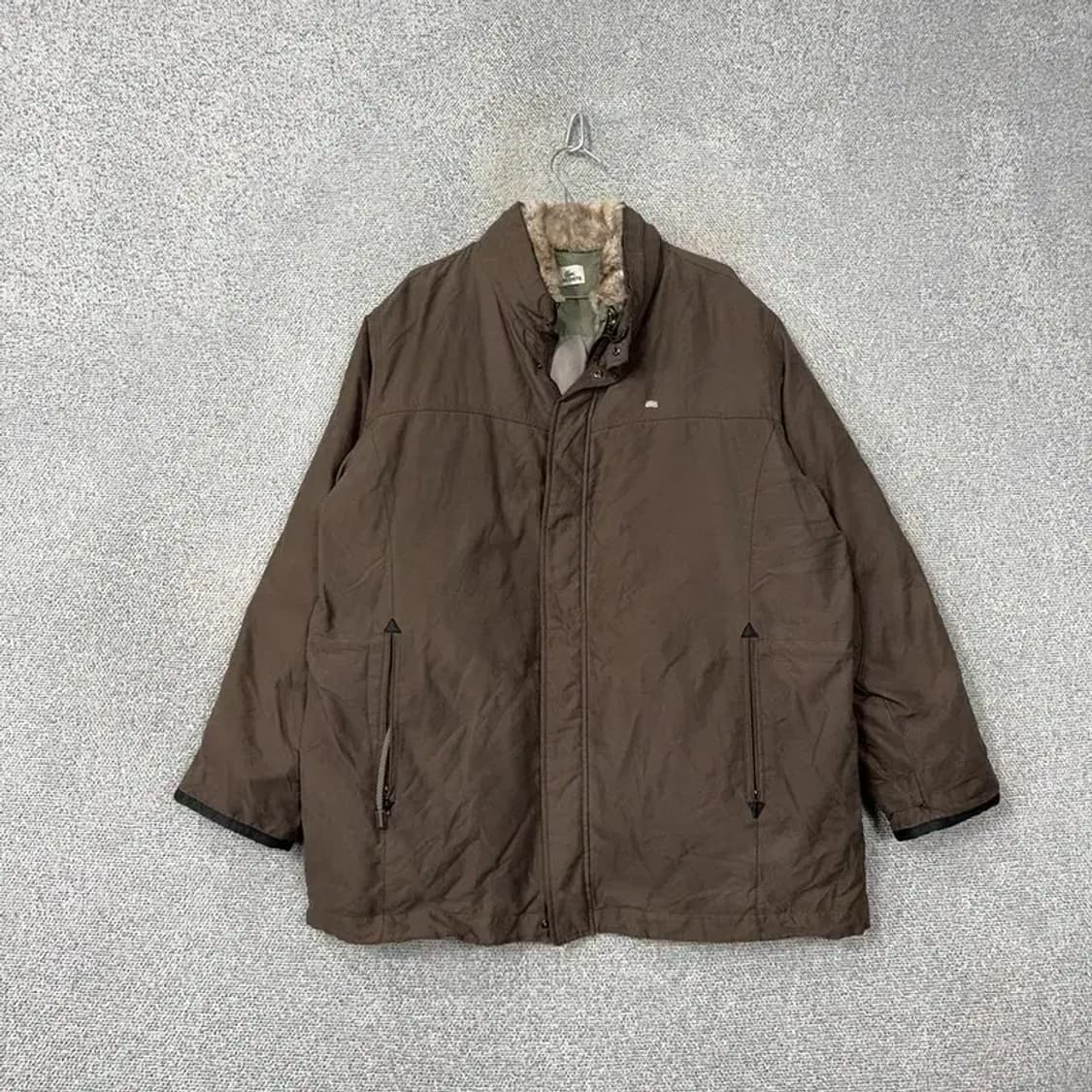 라코스테 브라운 남성 캐주얼 래빗퍼 덕다운 카키 점퍼 자켓 105 상품이미지1