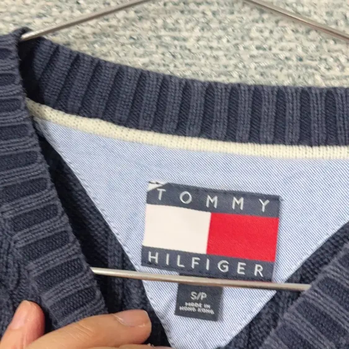 타미힐피거 네이비 빈티지 자수 로고 오버사이즈 케이블 니트 S 상품이미지3