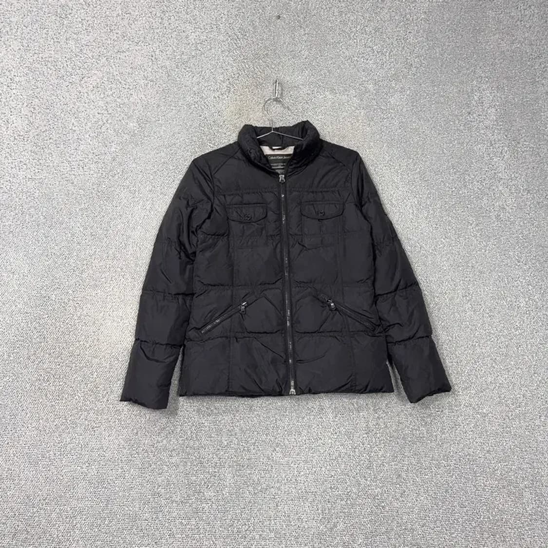 캘빈클라인 캐주얼 포켓 멀티 짚 숏 패딩 S 상품이미지1