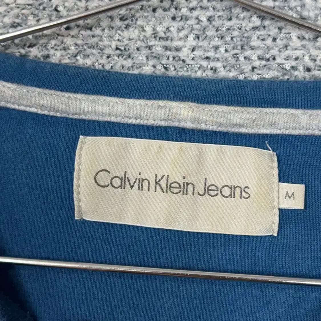 캘빈클라인 포켓 라이트 그레이 맨투맨 M 상품이미지3