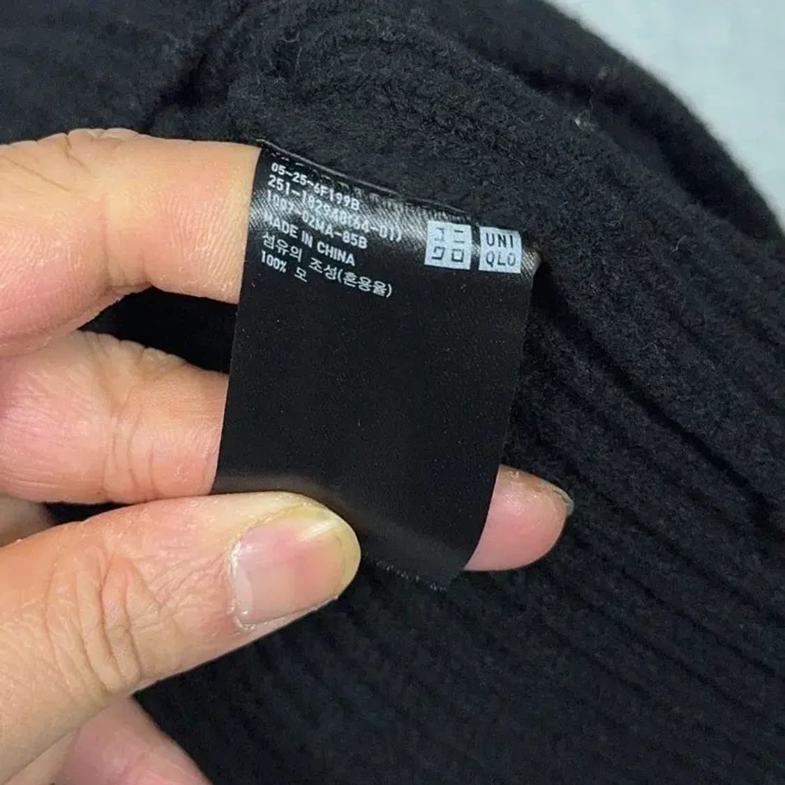 유니클로 블랙 크롭 니트 M 상품이미지4