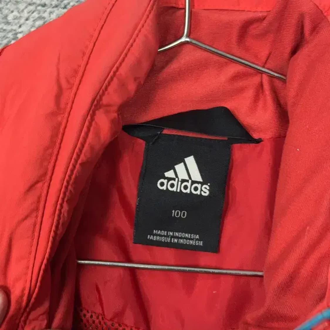 아디다스 삼각로고 코랄 바람막이 100 상품이미지4