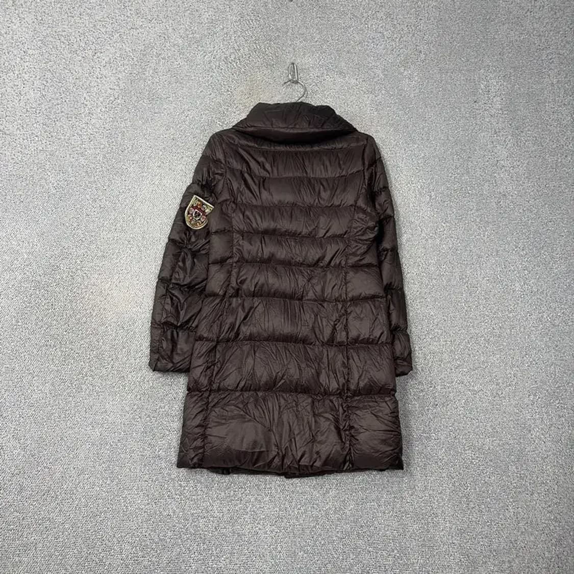 유니클로 패치 로고 브라운 롱 패딩 M 상품이미지2