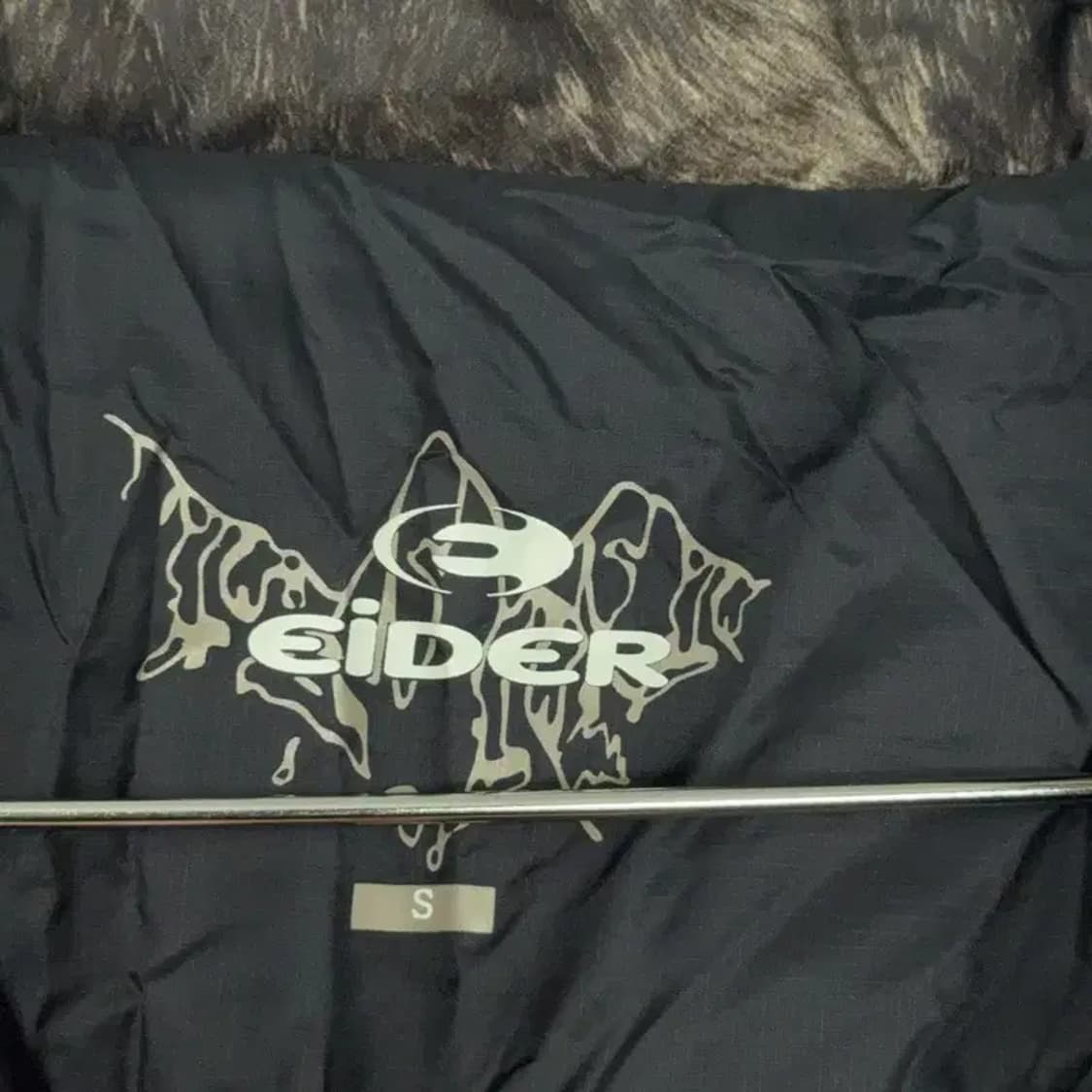 아이더 700 구스다운 경량 패딩 S 상품이미지3