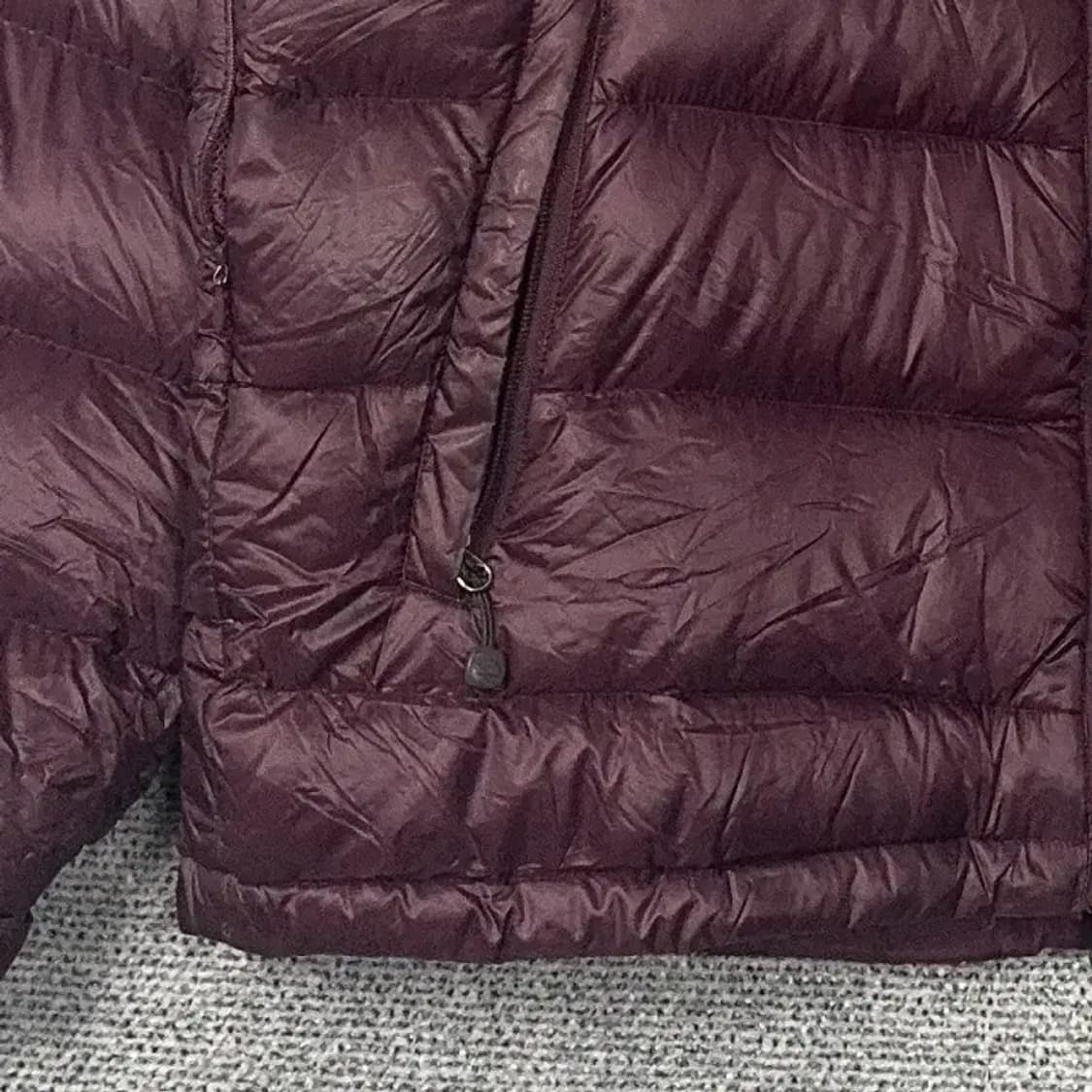 노스페이스 700 눕시 버건디 다운 패딩 105 상품이미지3