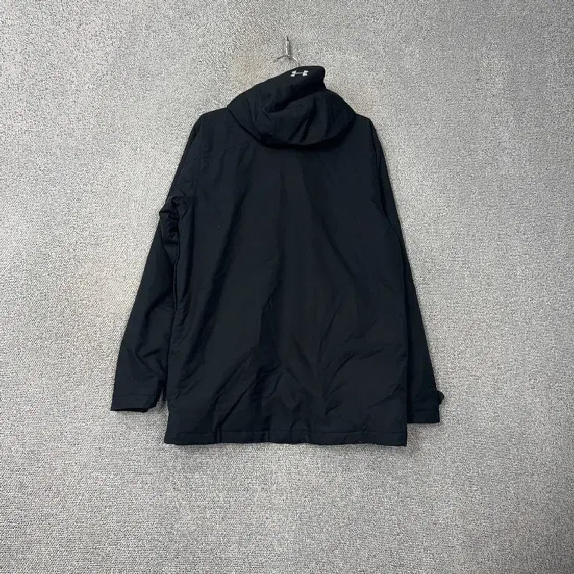언더아머 블랙 로고 캐주얼 기능성 바람막이 M 상품이미지2