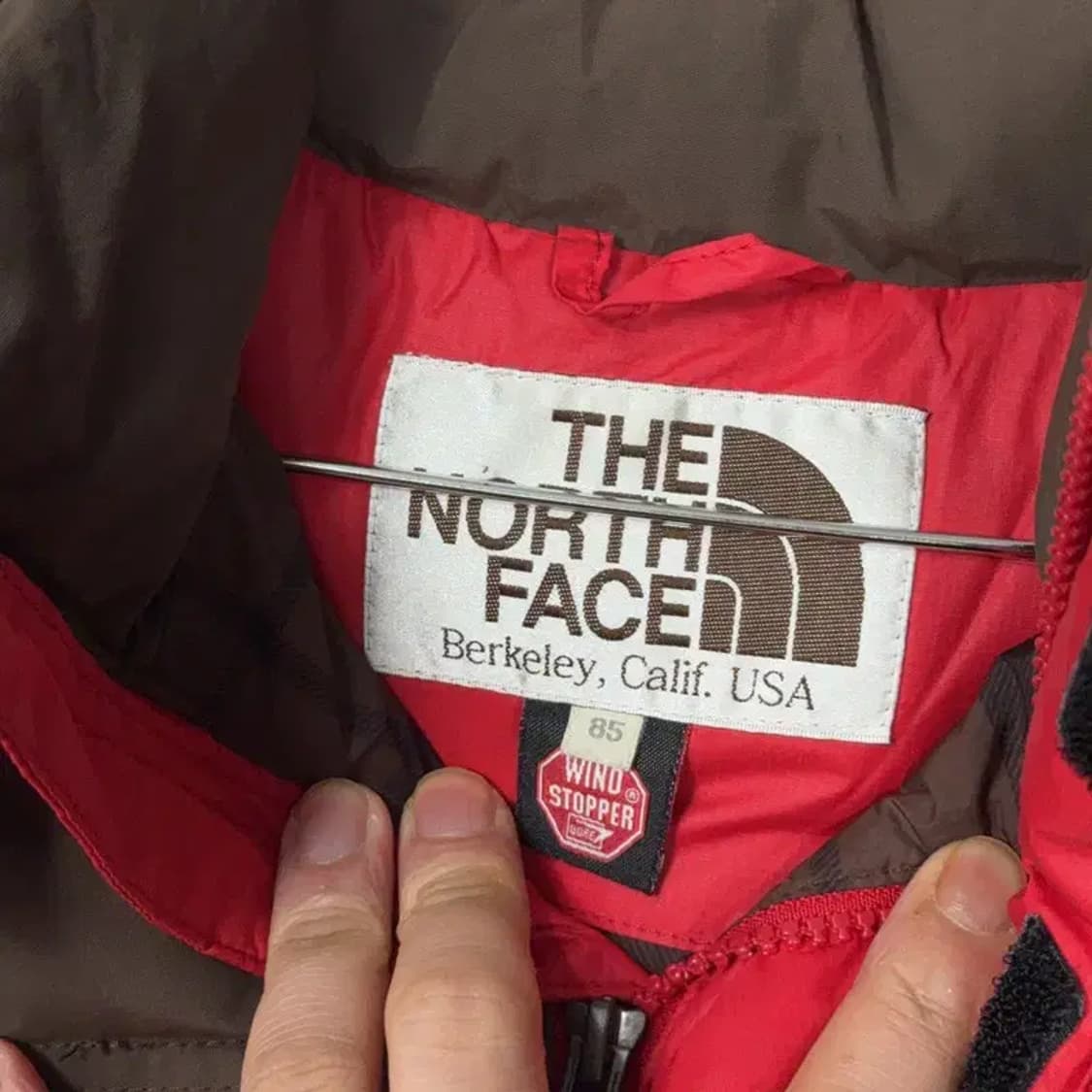 노스페이스 800 로고 눕시 레드 패딩 점퍼 XS 상품이미지4