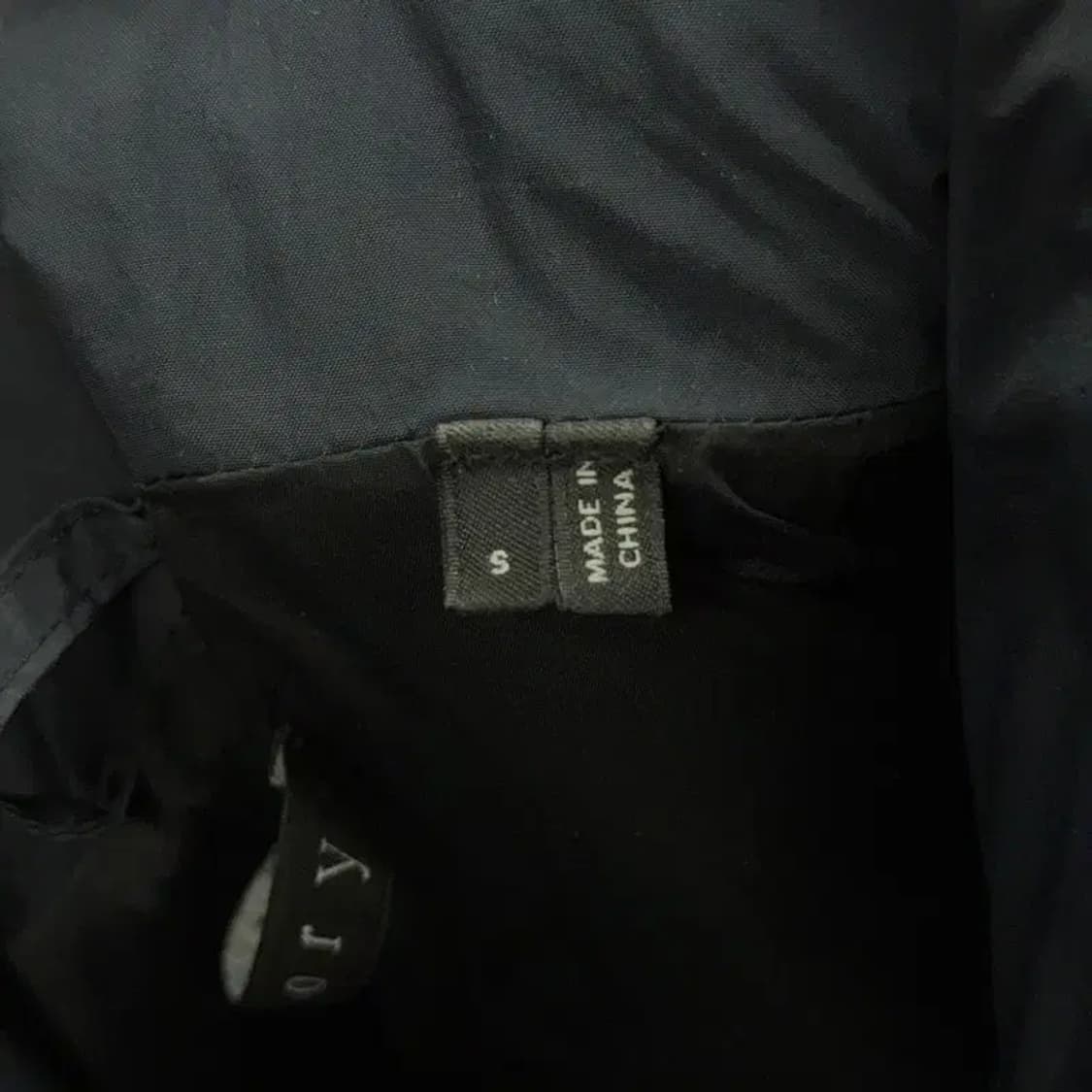 띠어리 네이비 캐주얼 다운 패딩 점퍼 S 상품이미지6