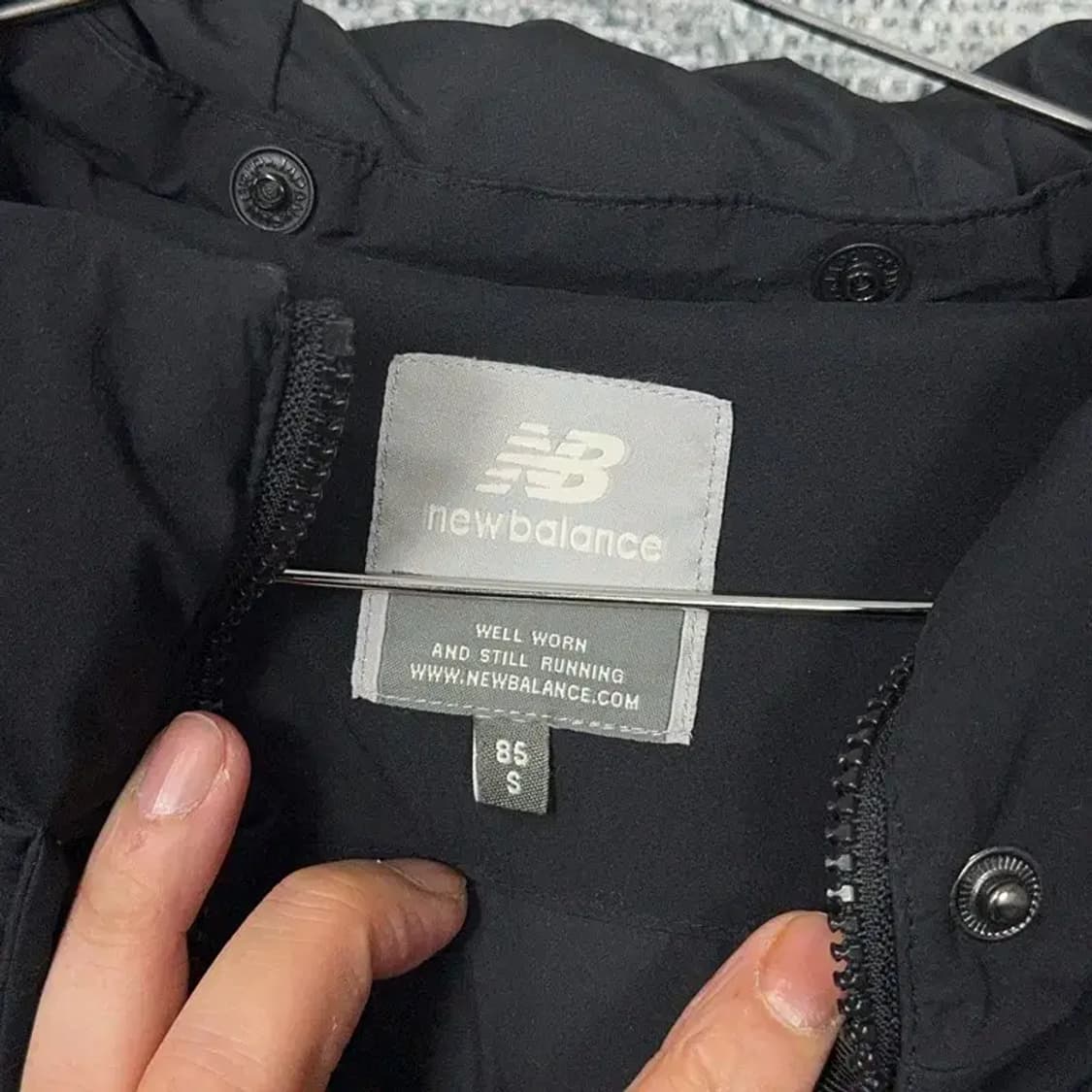 뉴발란스 로고 블랙 덕다운 롱패딩 S 상품이미지5