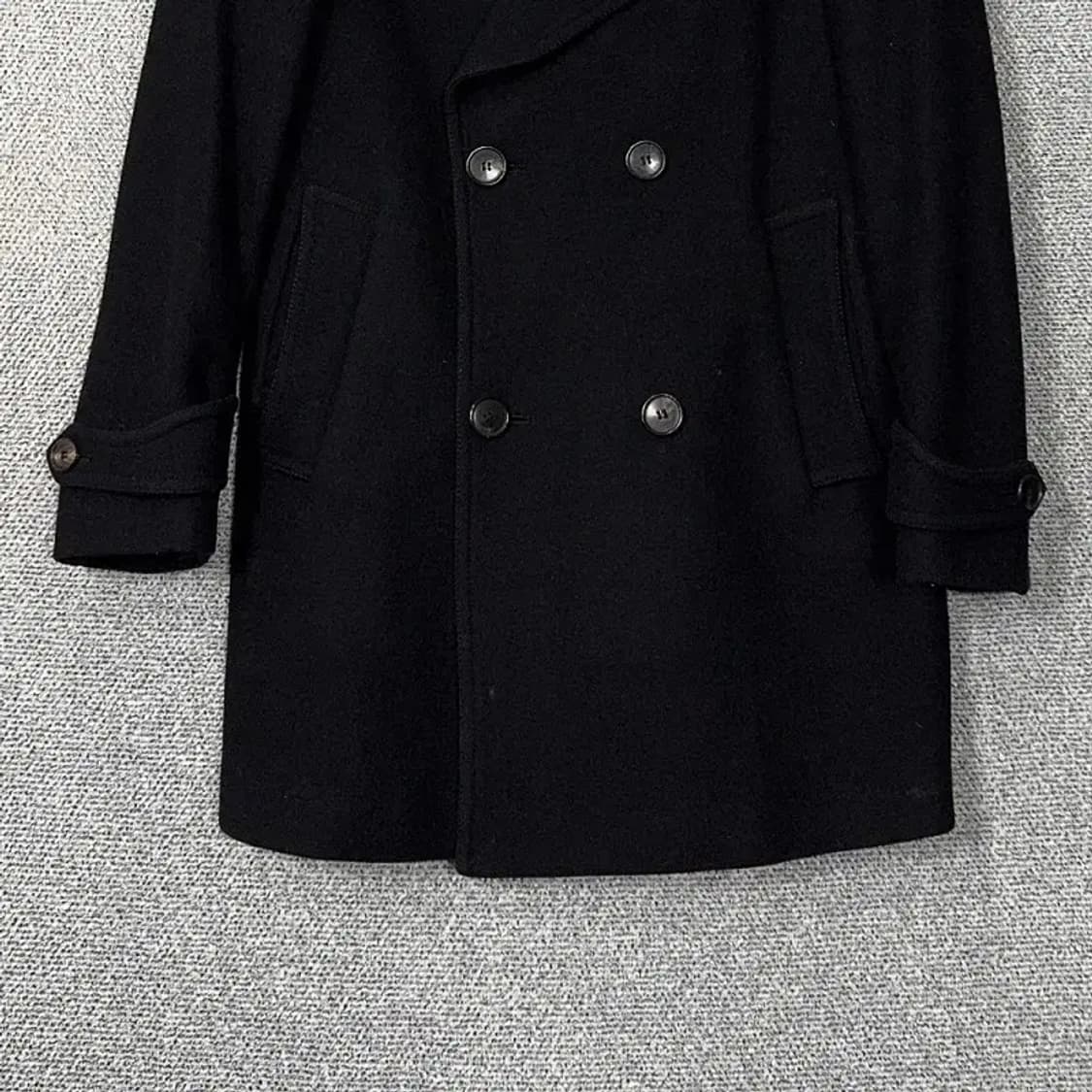 솔리드옴므 블랙 클래식 버튼 울 피 코트 100 상품이미지4