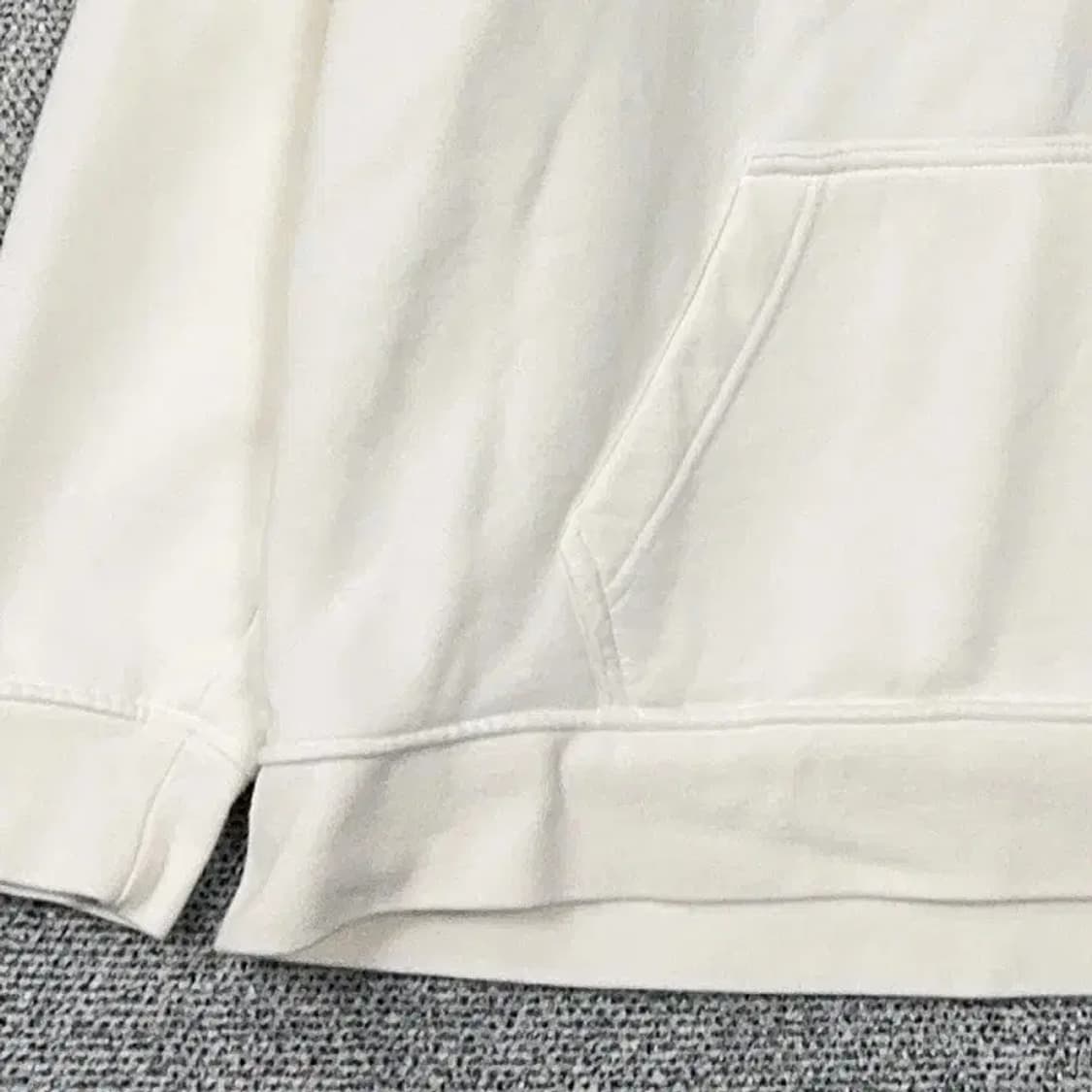 뉴에라 박스로고 프린팅 화이트 후드티 XL 상품이미지3