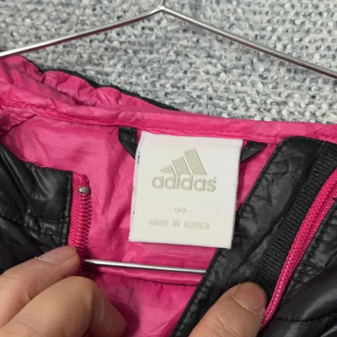 아디다스 여성 경량 블랙 패딩 90 상품이미지3