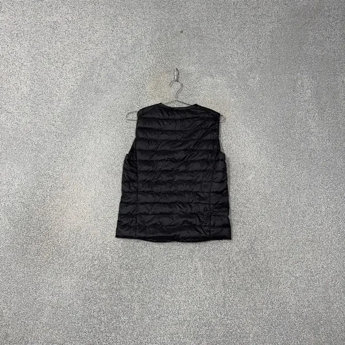 유니클로 블랙 패딩 조끼 M 상품이미지2