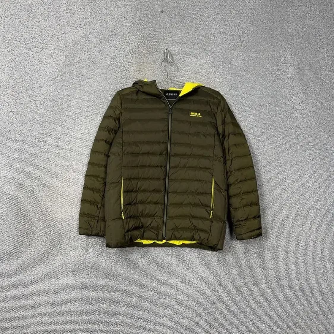 게스 여성 캐주얼 덕다운 카키 패딩 80-165 상품이미지1