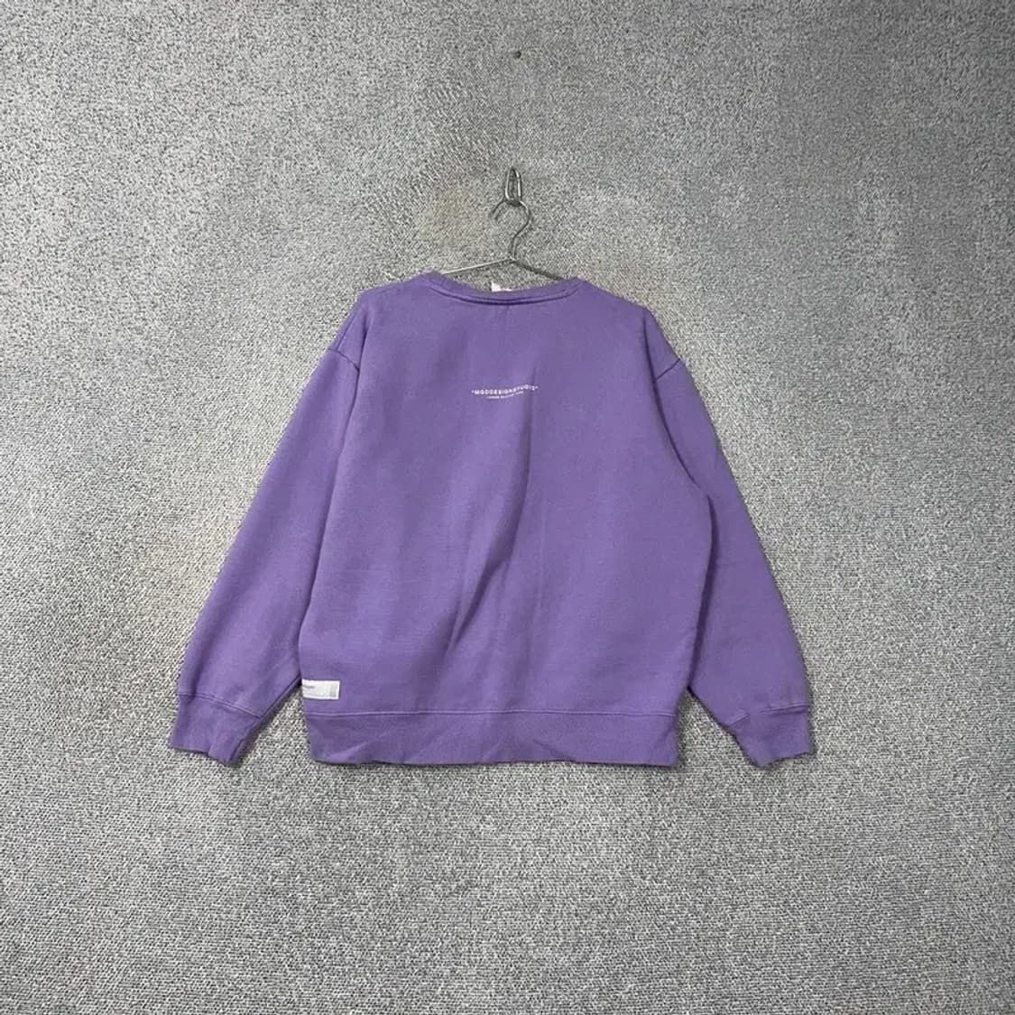 마하그리드 프린팅 연퍼플 맨투맨 L 상품이미지2