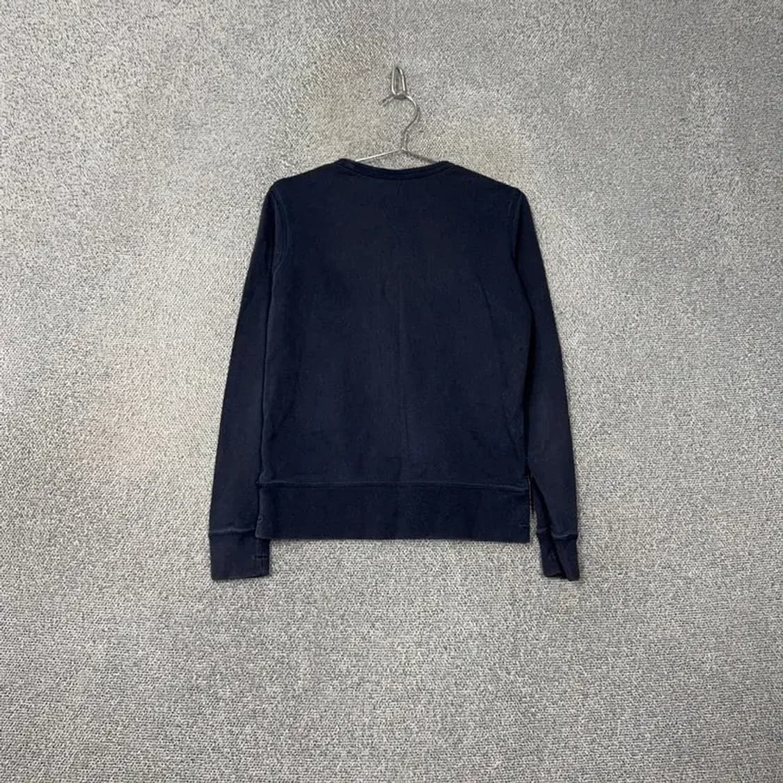 후아유 베어 프린팅 캐주얼 네이비 맨투맨 상품이미지2