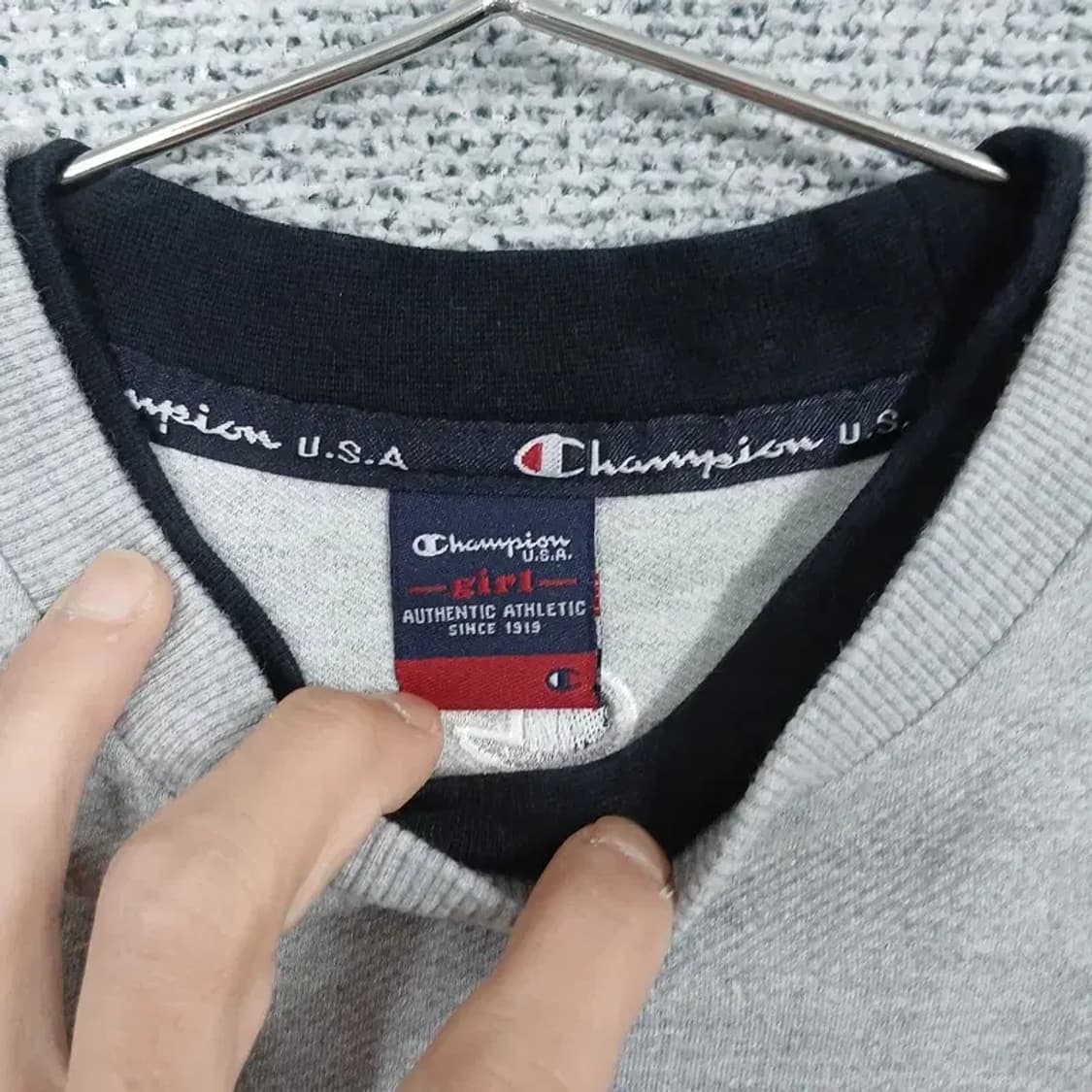 챔피온 프린팅 여성 라이트 그레이 맨투맨 90 상품이미지3