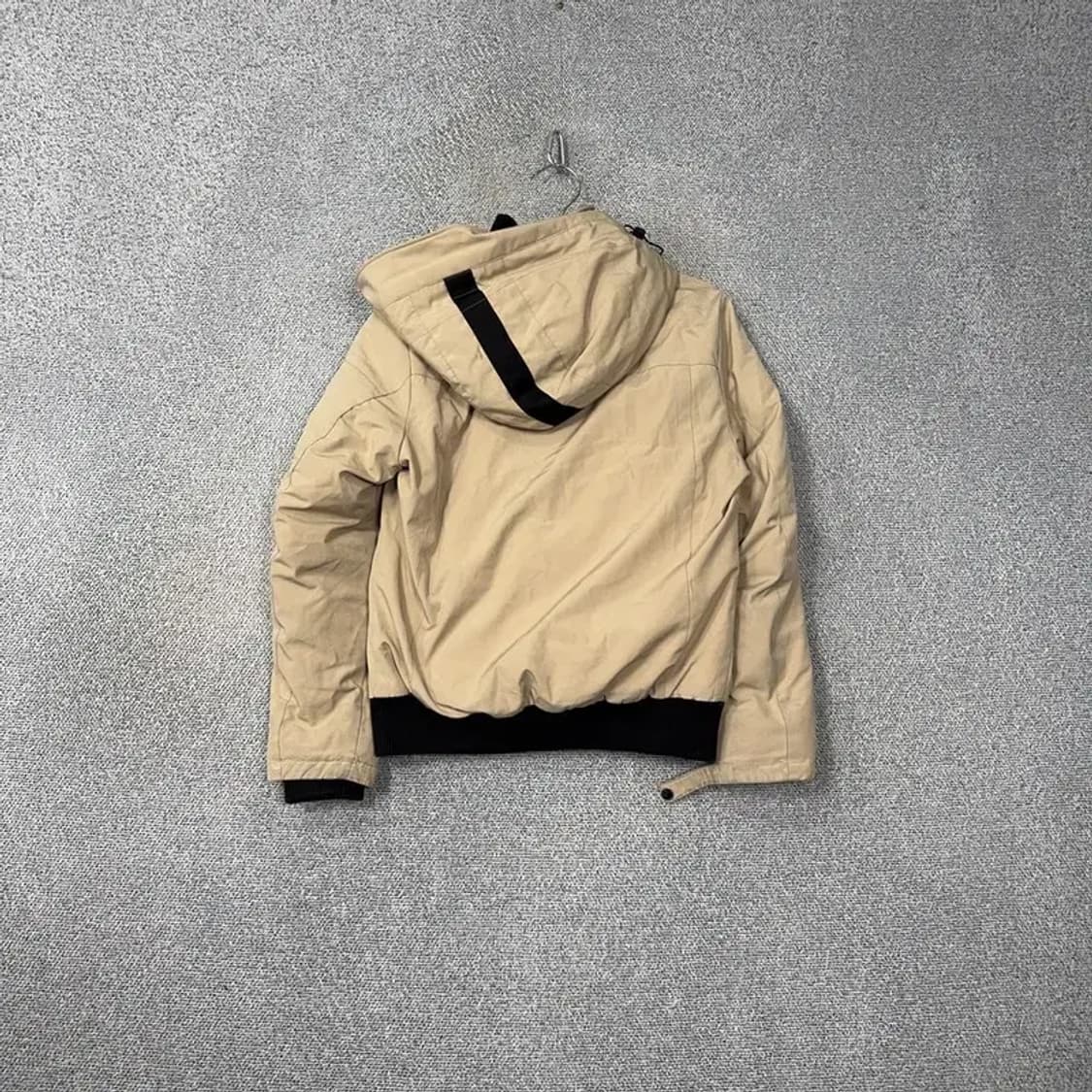 네파 베이지 캐주얼 로고 덕다운 오리털 패딩 점퍼 100 상품이미지2