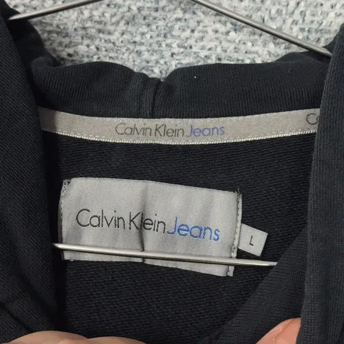 캘빈클라인 올 블랙 스펠 로고 후드티 L 상품이미지3