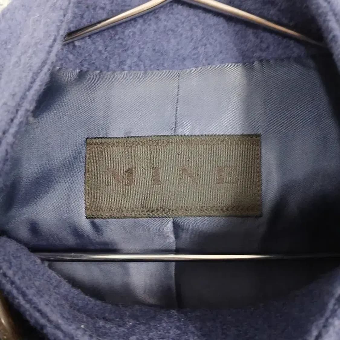 마인 여성 한섬 네이비 버튼 캐주얼 울 코트 자켓 82-94-160 상품이미지3