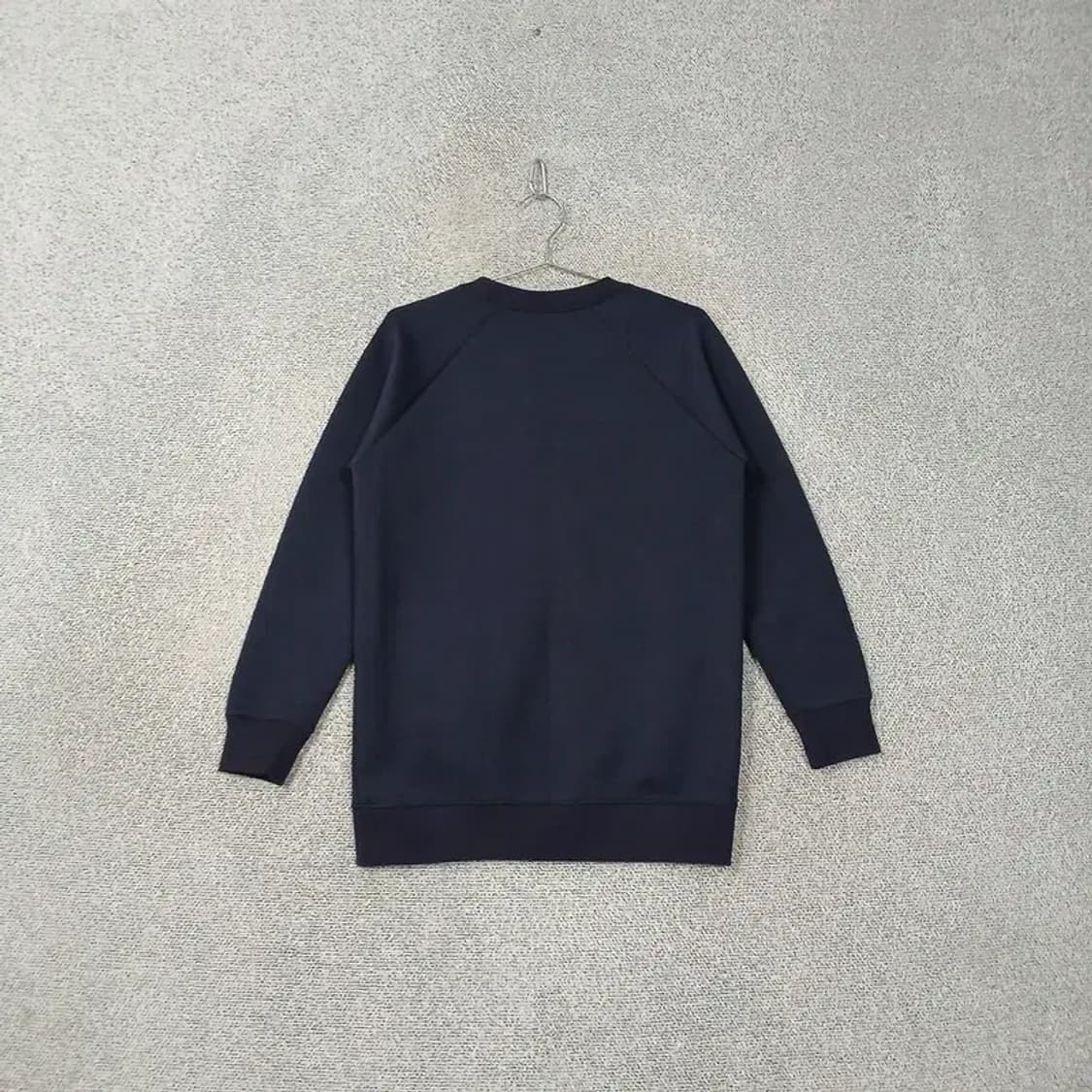 커스텀멜로우 프린팅 네이비 여성 롱 맨투맨 M/L 상품이미지2