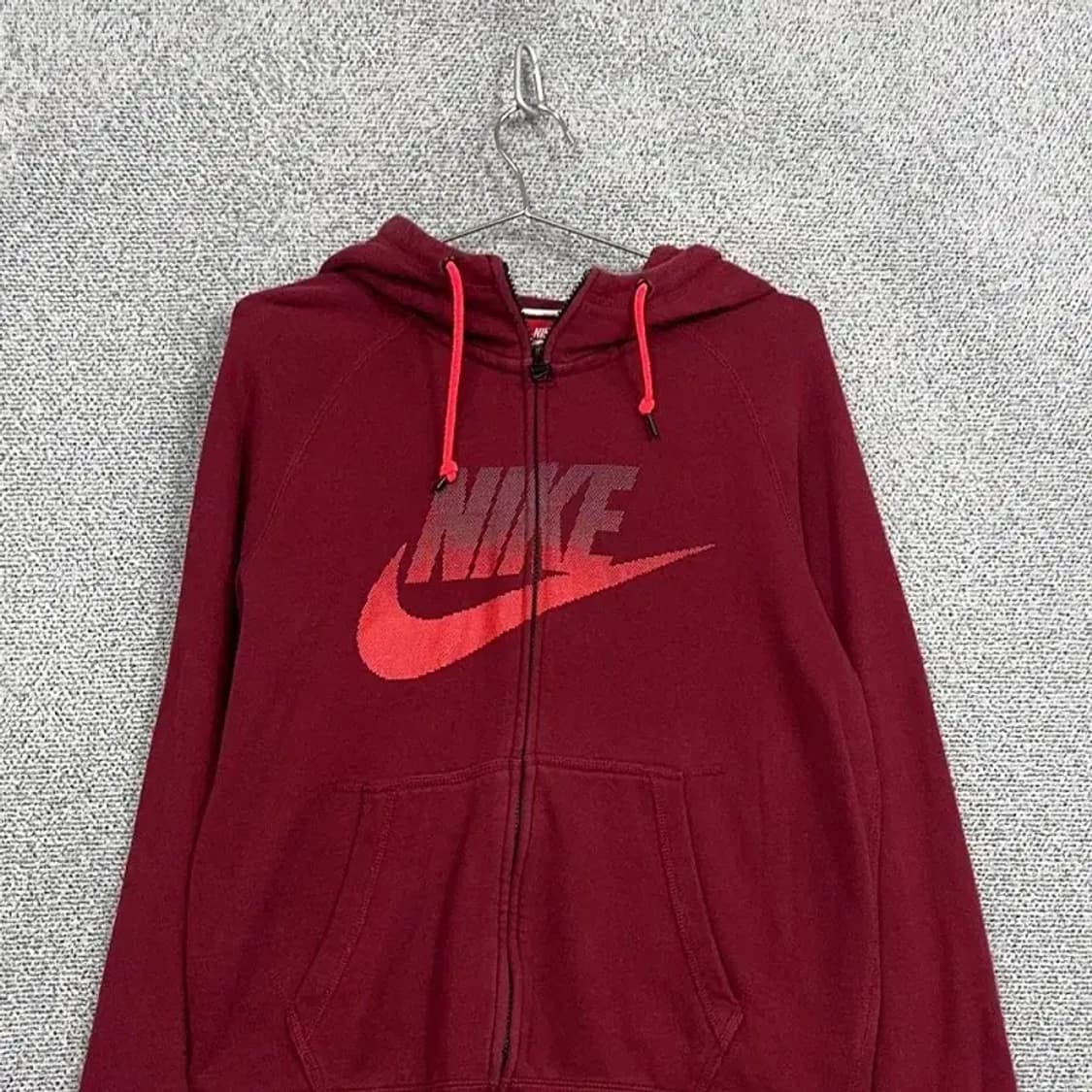나이키 프린팅 버건디 로고 후드티 LG 상품이미지3