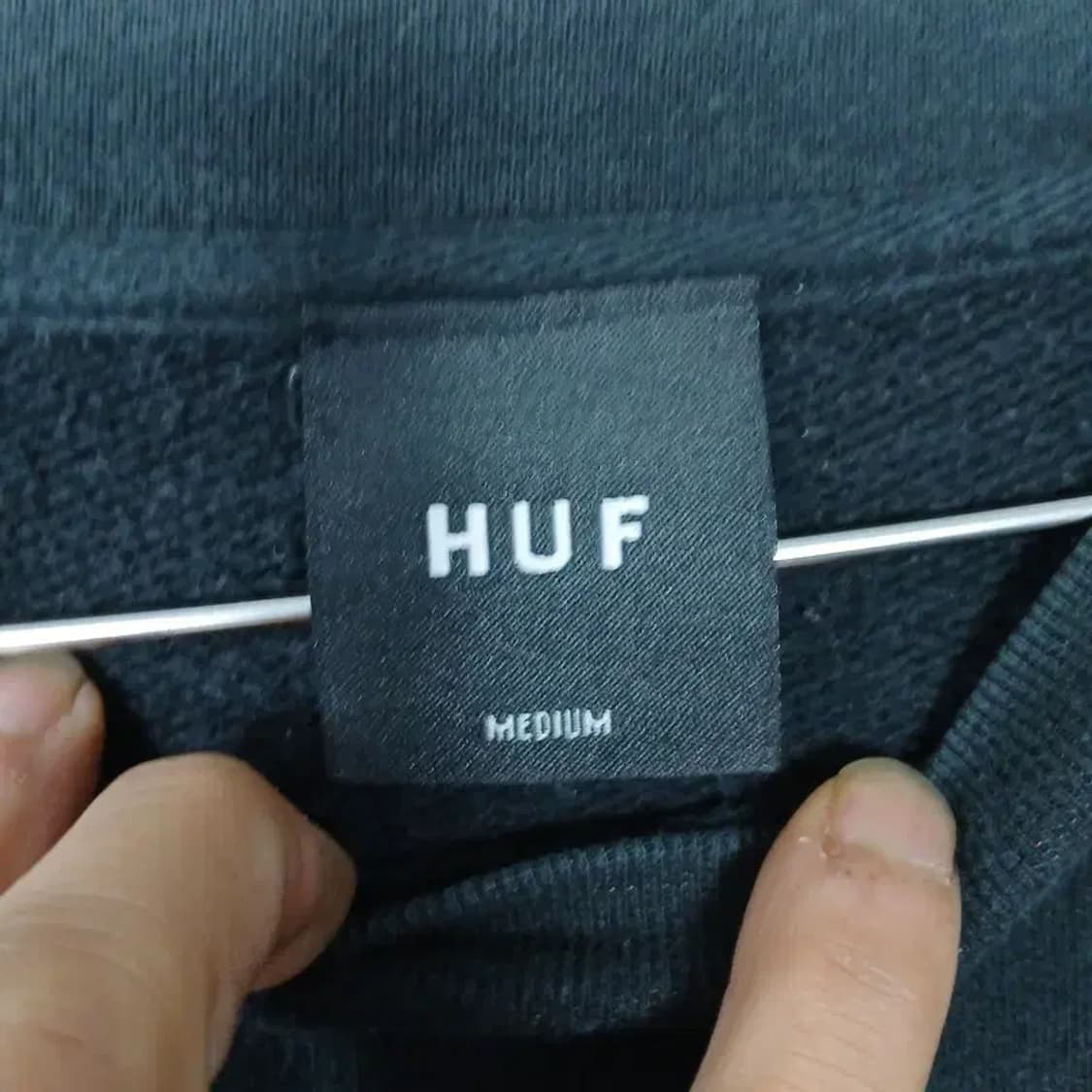 HUF 허프 로고 프린팅 블랙 맨투맨 MEDIUM 상품이미지3