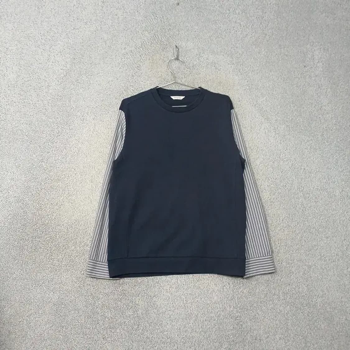 마인드브릿지 네이비 나그랑 캐주얼 맨투맨 100 상품이미지1