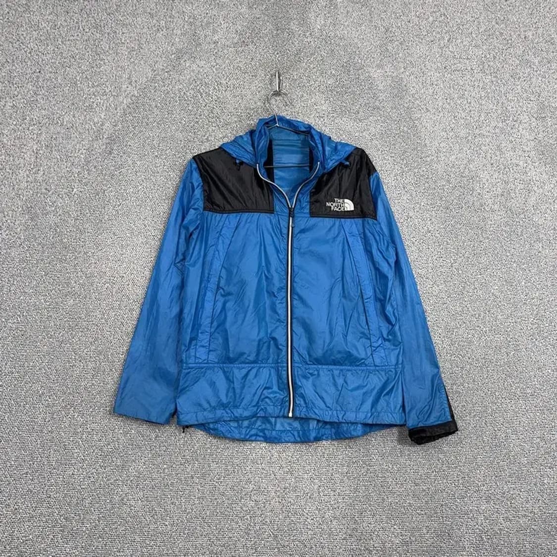 노스페이스 블루 로고 기능성 바람막이 100 상품이미지1