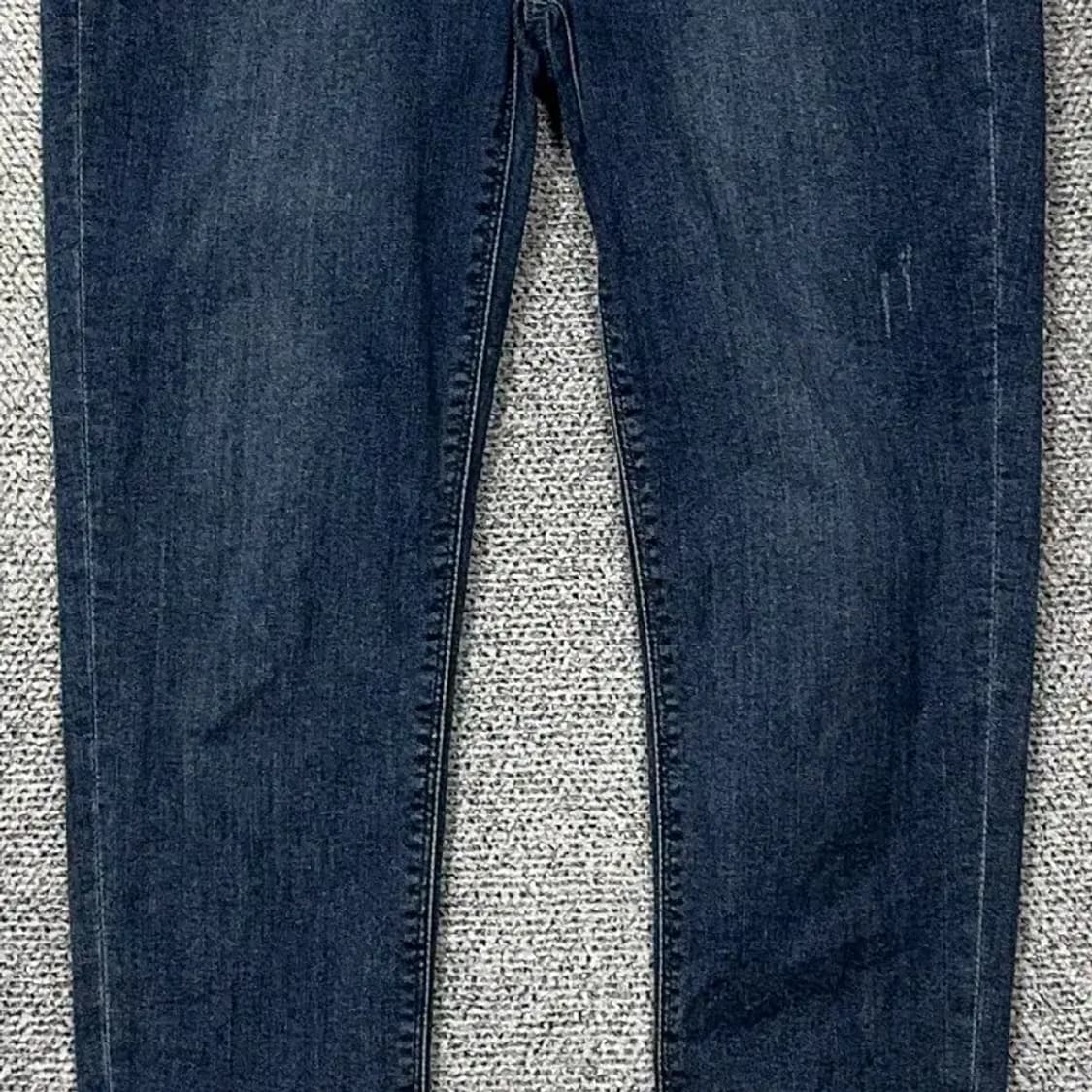 게스 여성 삼각로고 워싱 데님 청바지 28 상품이미지4