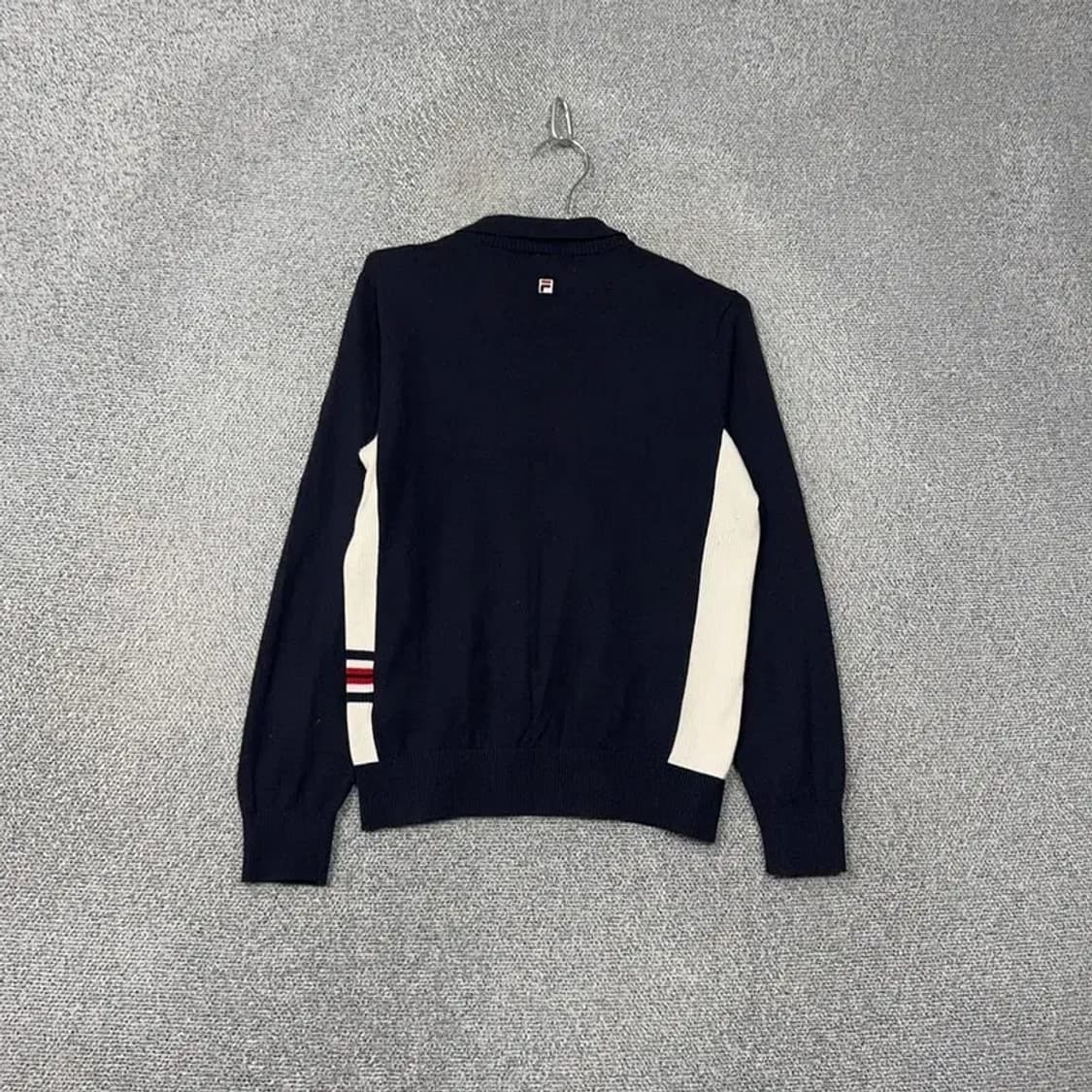 휠라 네이비 캐주얼 골프 니트 100 상품이미지2