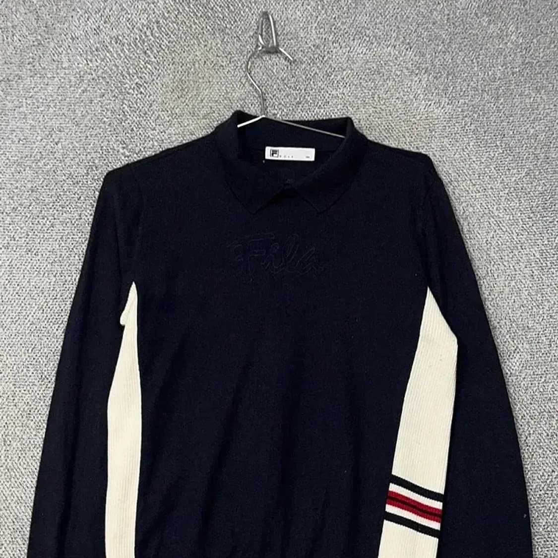 휠라 네이비 캐주얼 골프 니트 100 상품이미지3