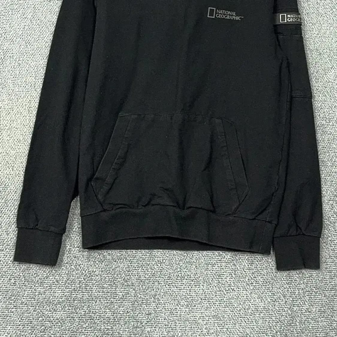 내셔널지오그래픽 블랙 완장 로고 후드티 S 상품이미지4