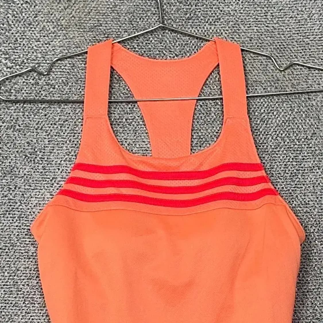 아디다스 코랄 여성 기능성 운동 민소매 나시 85 상품이미지3