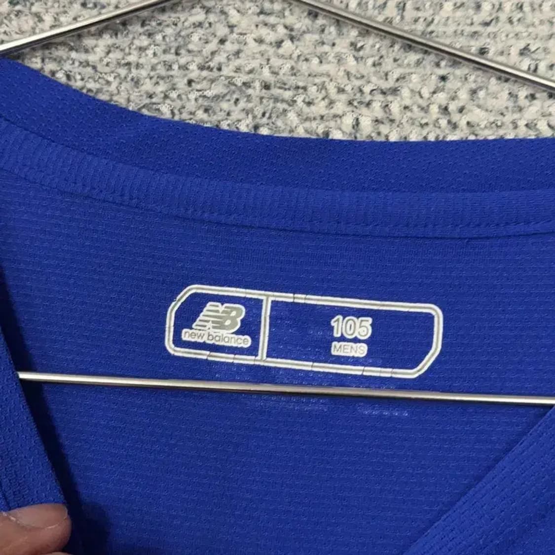 뉴발란스 프린팅 블루 기능성 운동 반팔티 105 상품이미지3
