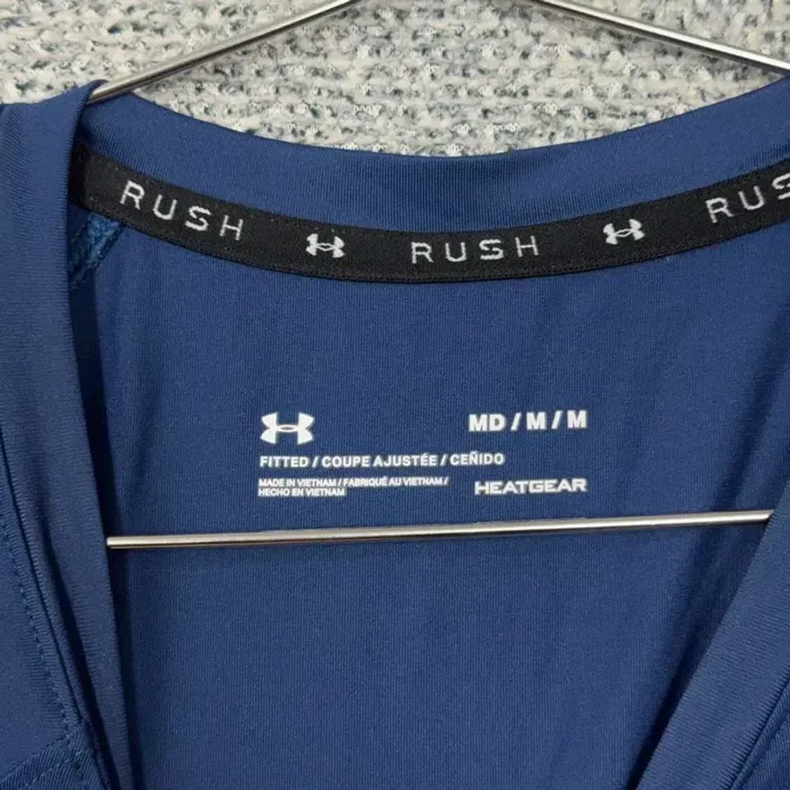 언더아머 네이비 여성 운동 기능성 반팔티 M 상품이미지6